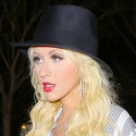 Christina Aguilera Looks Amazing!