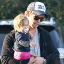 Chris Hemsworth And Wife Elsa Pataky Go Grocery Shopping
