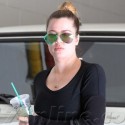 Khloe Kardashian Hits The Gym