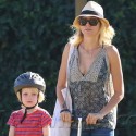 Naomi Watts And Liev Schreiber Take Alex And Sam To The Park