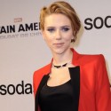 Pregnant Scarlett Johansson Is Red Hot At Captain America: Winter Soldier's Paris Premiere
