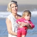 Elsa Pataky Hits The Beach Two Weeks After Giving Birth