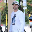 Kevin Federline Fuels Up His Ride