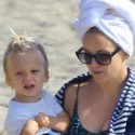 Kate Hudson Takes Her Cuties To The Beach