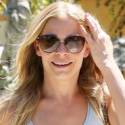 LeAnn Rimes Grabs Lunch In Calabasas