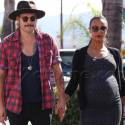 Zoe Saldana Shows Off Her Growing Twin Baby Bump