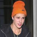 Justin Bieber Dines Out After Spending The Afternoon At Jewish Community Center