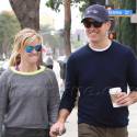 Reese Witherspoon Grabs Coffee With Her Family