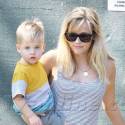 Reese Witherspoon Checks On Her New House With Her Three Kids