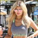 Kylie Jenner Wears Workout Gear To Grab A Smoothie