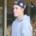 Justin Bieber Takes A Stroll Through Beverly Hills