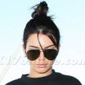 Kendall Jenner Flies The Friendly Skies Without Makeup