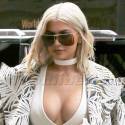 Is Kylie Jenner Really Trying To Tell Us She Didn't Have A Boob Job?!