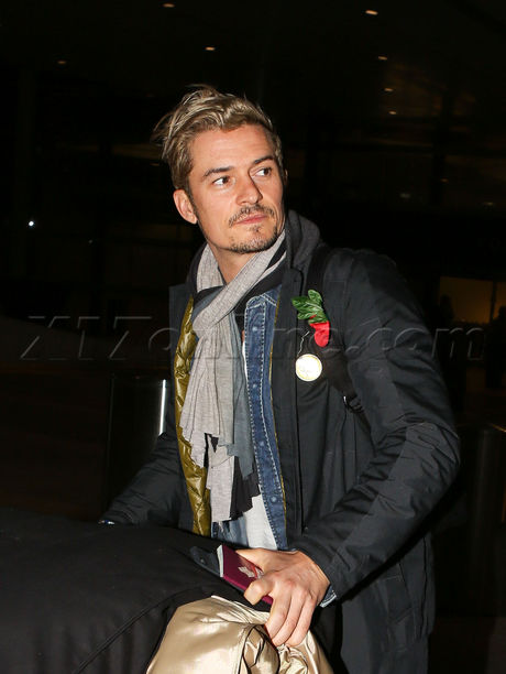 Orlando Bloom Shows Off His New Blonde Hair At Lax Orlando Bloom