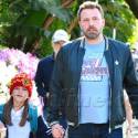 Ben Affleck Looks After The Kids As Jen Garner Films