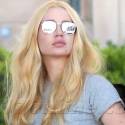 Iggy Azalea Bares Her Midriff At The Gas Station