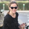 Jennifer Garner Heads To Therapy After Her Morning Workout