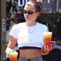 Sofia Richie Flaunts Her Perfect Abs On A Starbucks Run