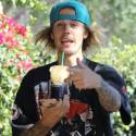 Justin Bieber Grabs Food After Church Services