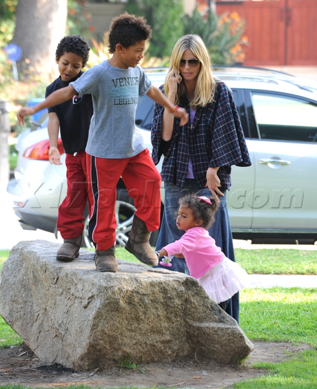 Heidi Klum Henry Johan Samuel Leni Lou Hollywood Hills park 