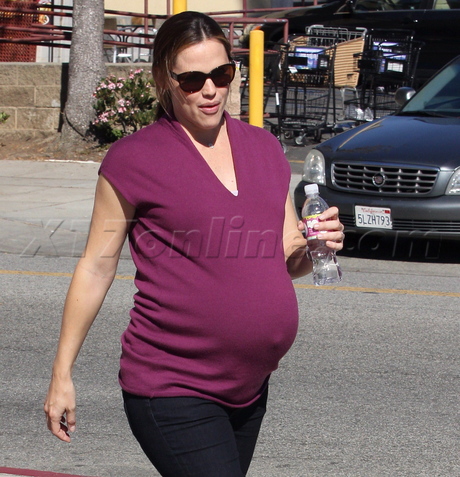 Jennifer Garner Violet dance class 