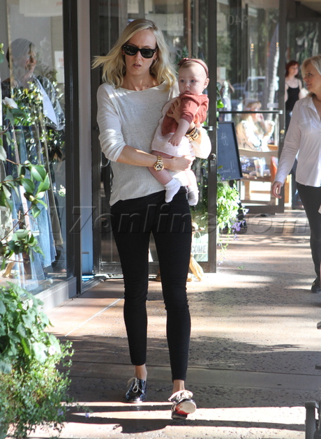 Delilah Genoveva Stewart Del Toro Kimberly Stewart