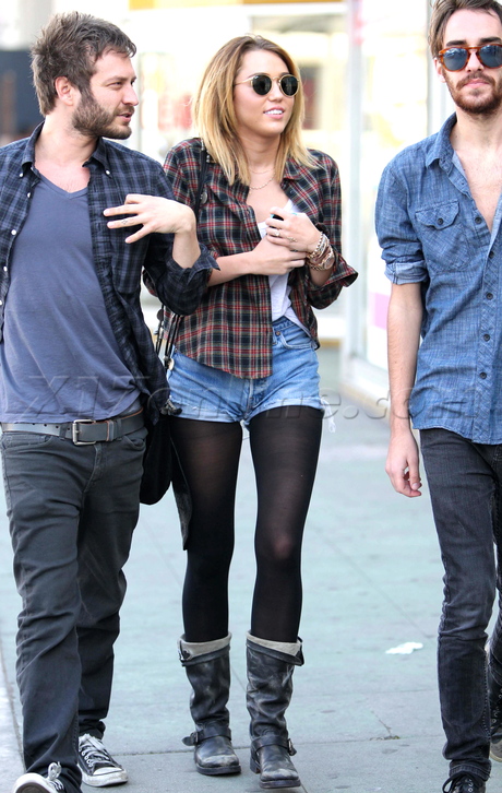 Miley Cyrus no bra short shorts Hollywood 
