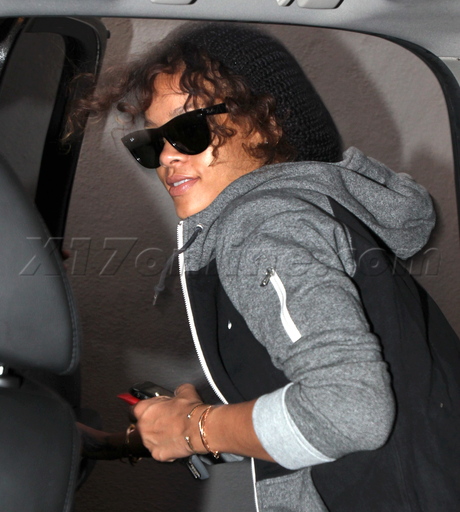 Beverly Hills Rihanna hat sunglasses