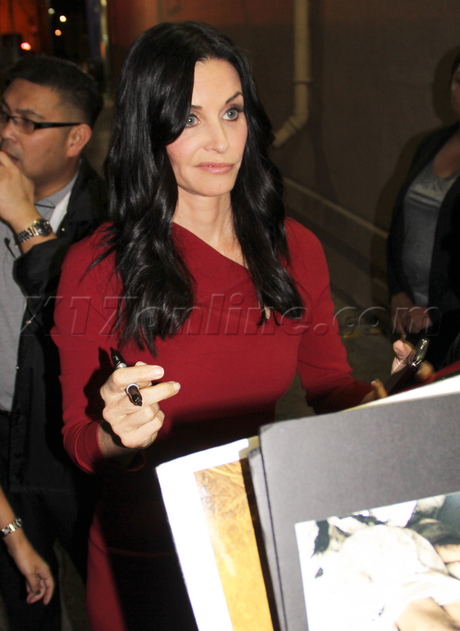 Courteney Cox jilly kimmel dress legs autographs