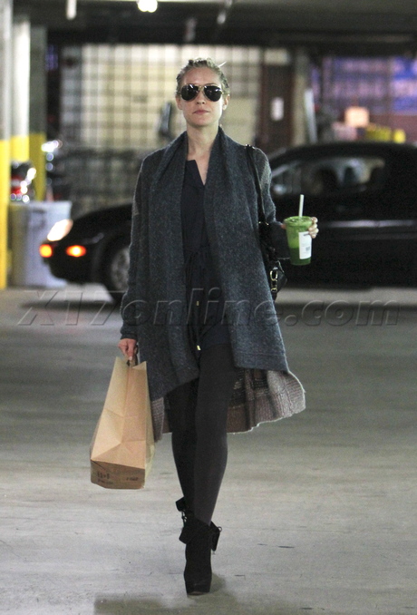 sunglasses boots shopping reality Kristin Cavallari peet's coffee purse pregnant 