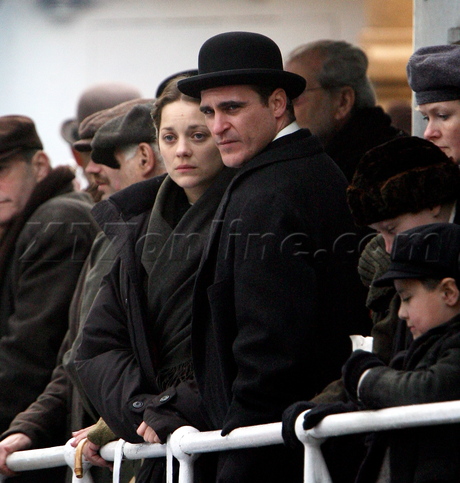 Marion Cotillard  Joaquin Phoenix  period movie boat filming  movie 