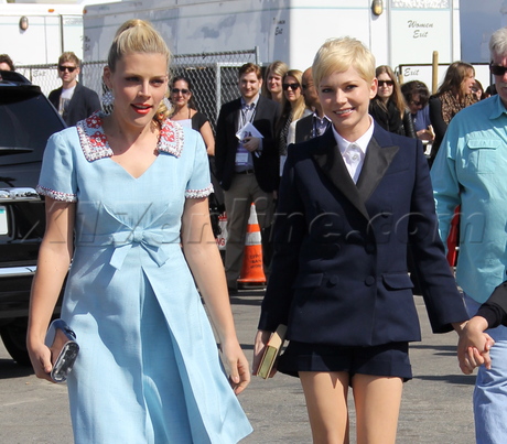 Michelle Williams Busy Philipps Santa Monica 