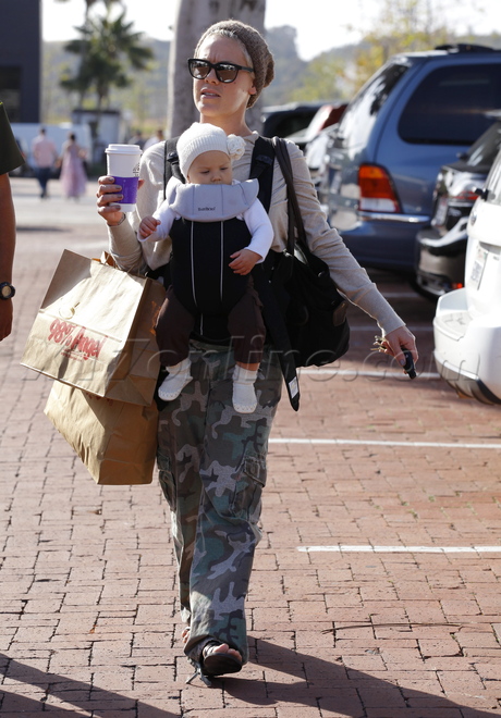 Pink, Willow Sage Malibu hat sunglasses coffee 