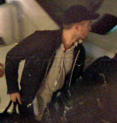 Robert Pattinson hat airport berlin germany 