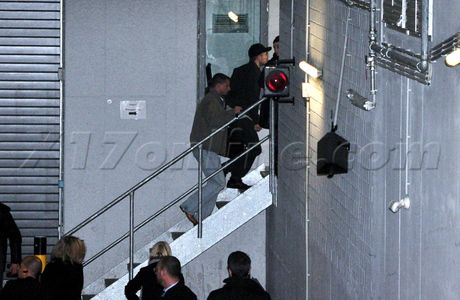 Robert Pattinson hat airport berlin germany 