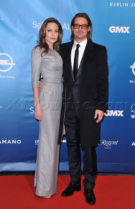 Angelina Jolie  brad pitt dress red carpet berlin film festival glasses 