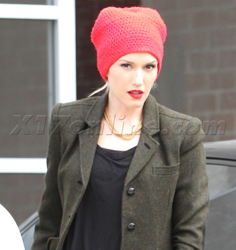 Gwen Stefani Kingston Zuma red beanie 