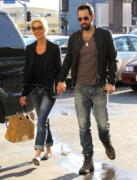 Katherine Heigl Hollywood Josh Kelley PDA