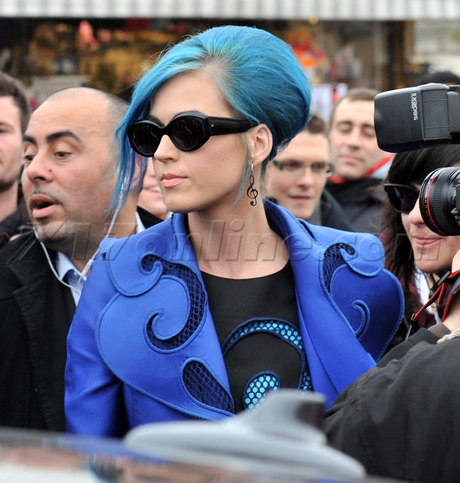 Beverly Hills Katy Perry blue hair 