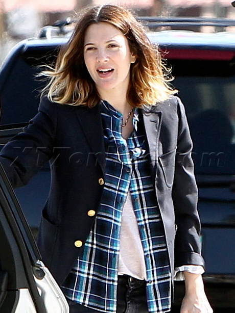 Drew Barrymore joans on third blazer car shots boots plaid shirt jeans pregnant 