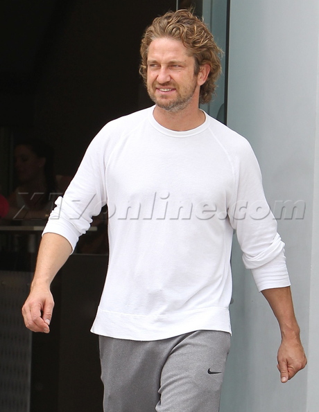 Gerard Butler sweats  gym 