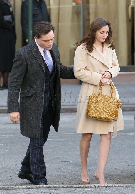 gossip girl jacket ed westwick leighton meester filming nyc Penn Badgley