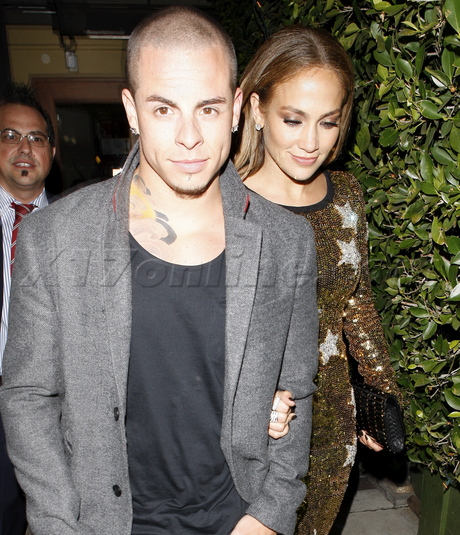 Jennifer Lopez  Casper Smart  sequins blazer 