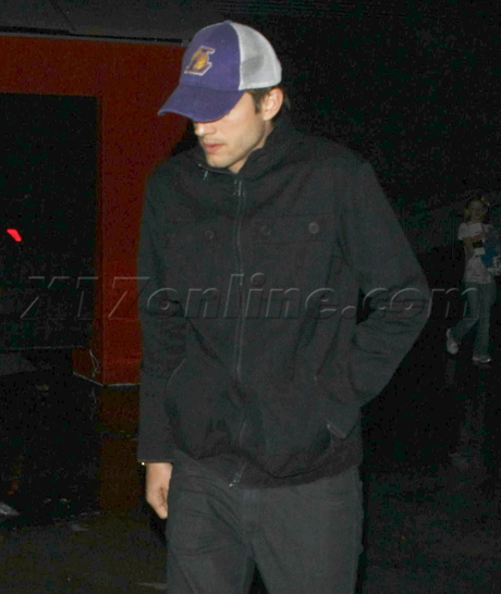 lakers staples center downtown Ashton Kutcher