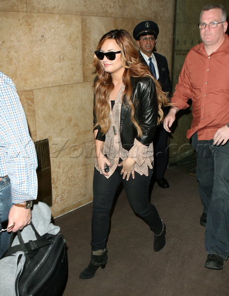 nyc Demi Lovato jacket long hair disney extensions sunglasses