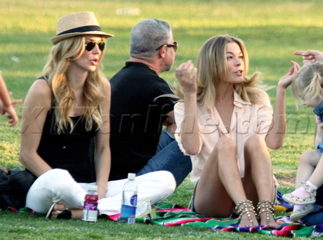 hat soccer singer leann rimes brandi glanville 