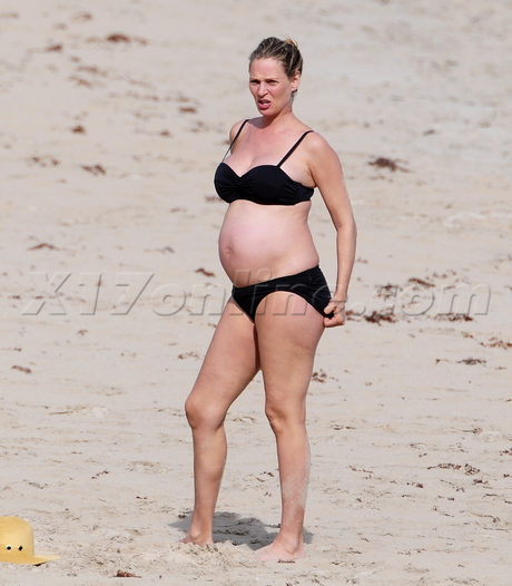 beach ocean hat bikini france saint bart nude pregnant