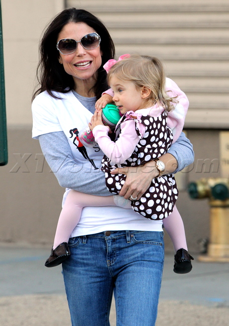 Bethenny Frankel New York Pizza daughter Bryn