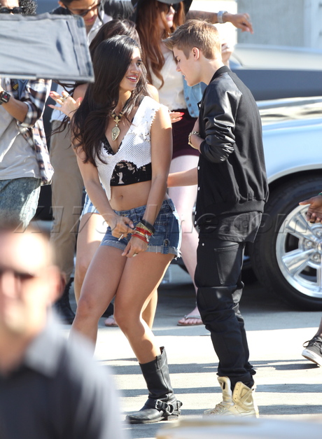 Justin Bieber Los Angeles girls music video