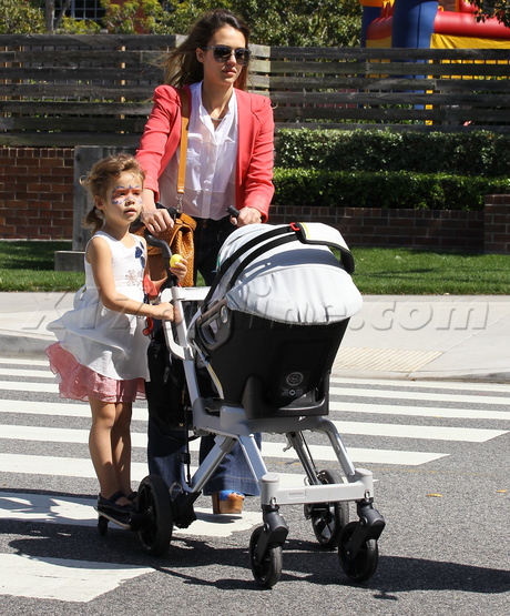 Jessica Alba baby daughter santa monica parties Cash Warren